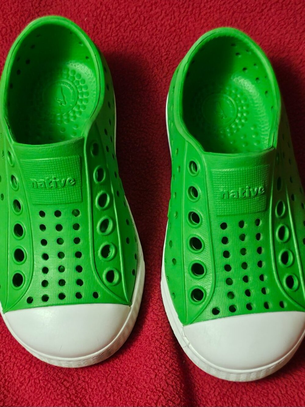 Native Jefferson Grasshopper Green/Shell White Size C6 Shoes